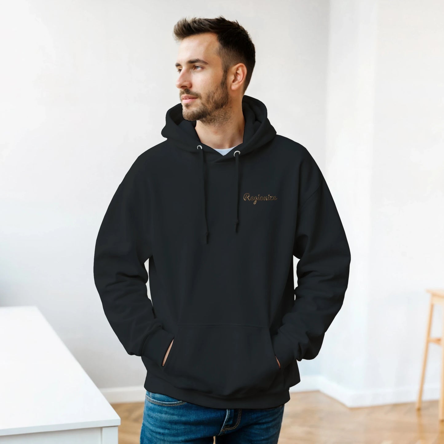 Regionize Original Hoodie Schwarz Gold Bestickt – Unisex Premium Streetwear